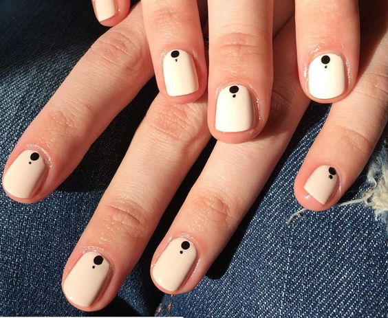 15 Gorgeous Minimalist Nail Design Ideas