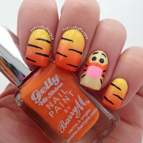 Cute tigger nails