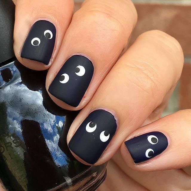 Eyes Matte Black Nail Art Ideas