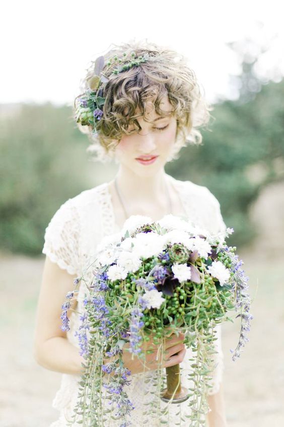 12 Short Wedding Hairstyles for Brides { Pretty short wedding hair ideas }