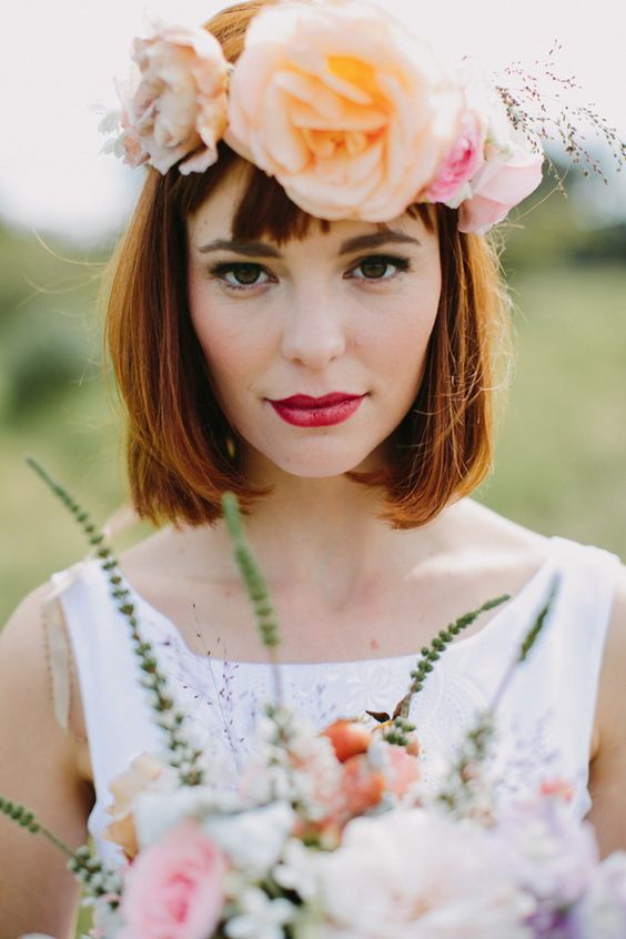 12 Short Wedding Hairstyles for Brides { Pretty short wedding hair ideas }