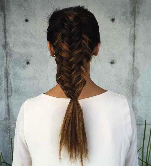 Twisted edge fishtail braid