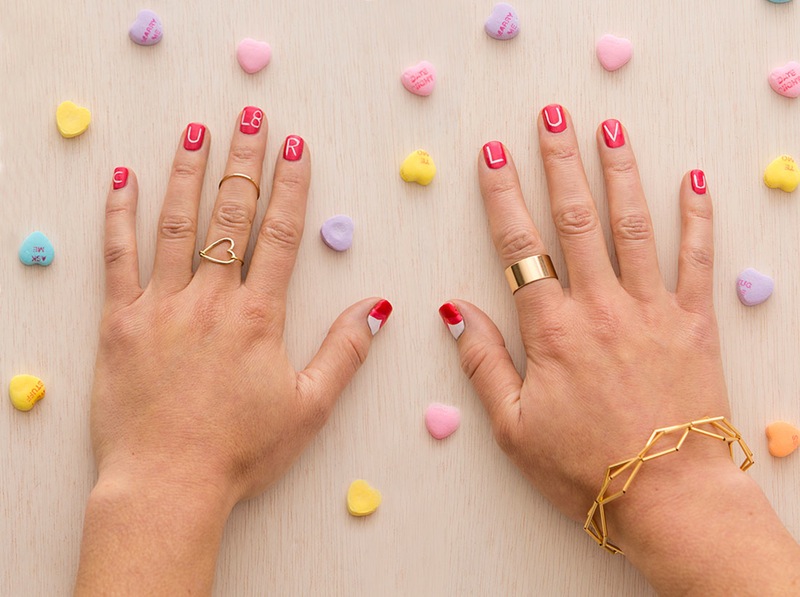 Conversation vday nails