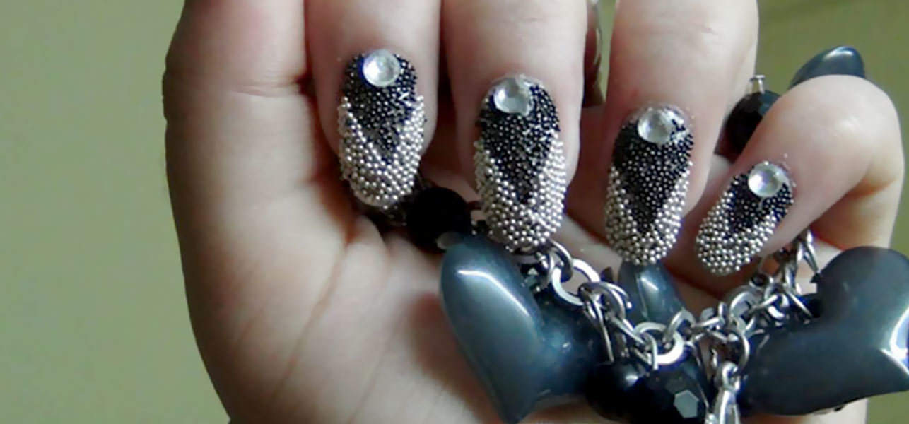 black and silver nail designs 3