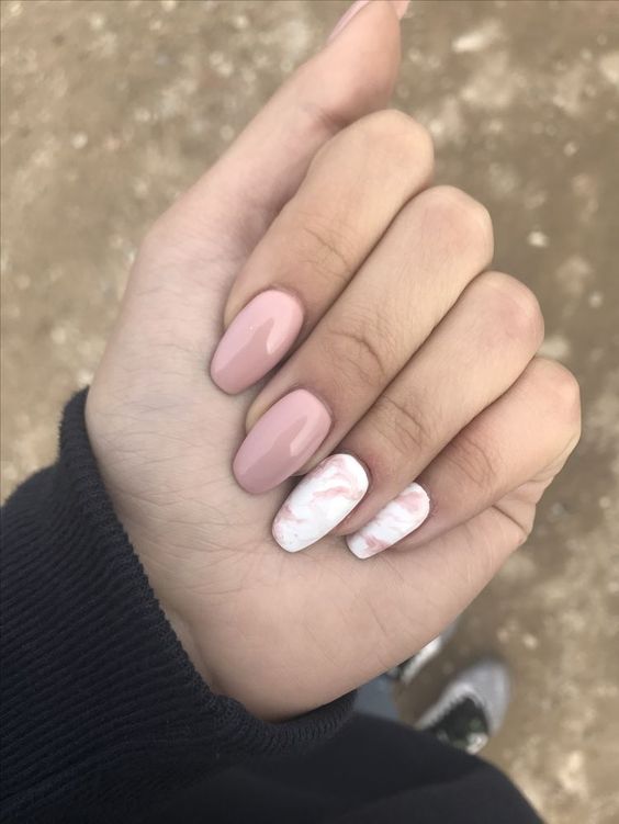 white matte nails with gold chevrons for a modern or boho bride