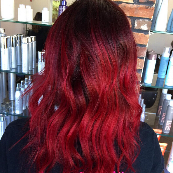 Long Wavy Hairstyle for Red Hair