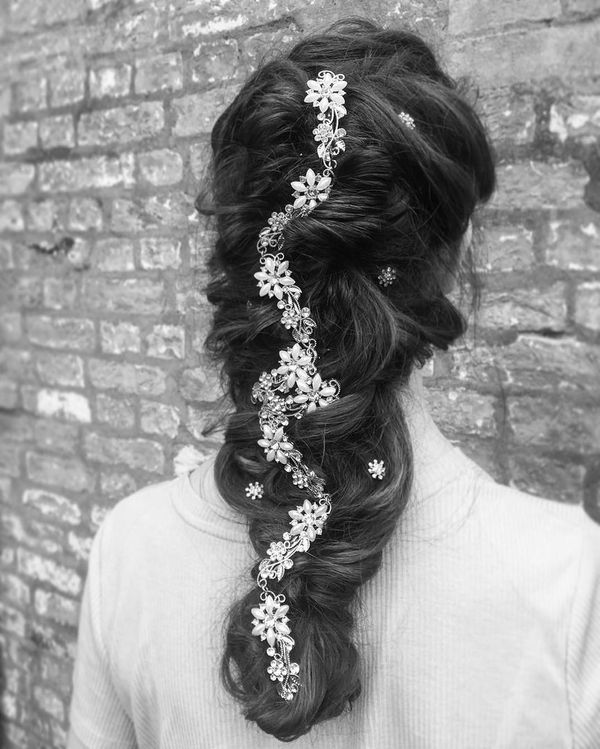 Cute Long Prom Hairstyles to Try 1