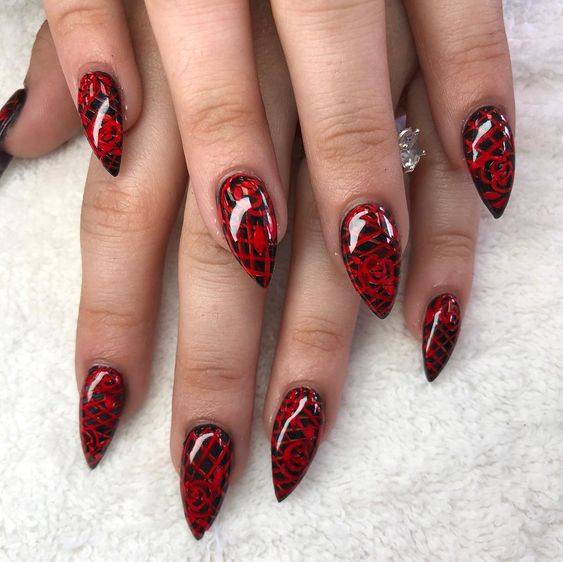 Red Patterned Design Amazing Black Stiletto Nails