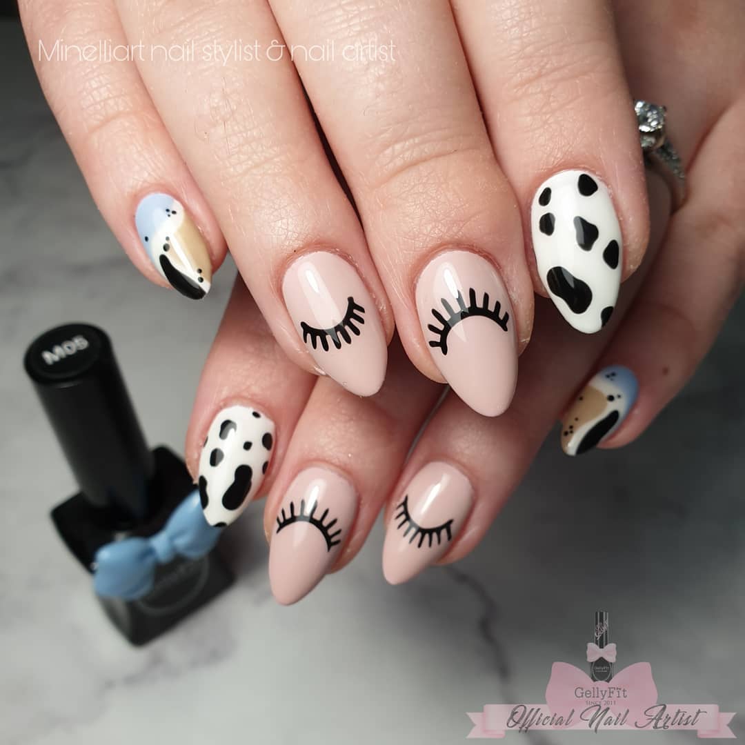 Beautiful Nail Art for Almond Style Nails