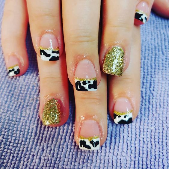 Shinning Nail Art Design for Square Nails