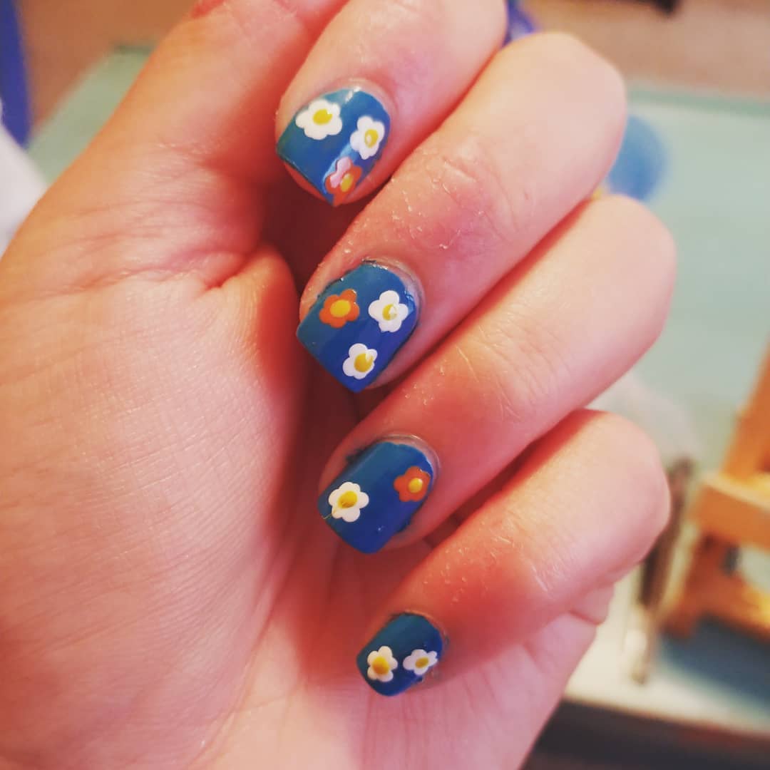 Floral Design Short Squared Nails