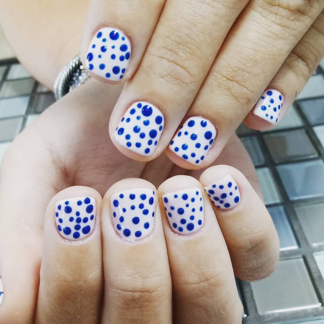 Polka Dotted Design Cute White Short Nails