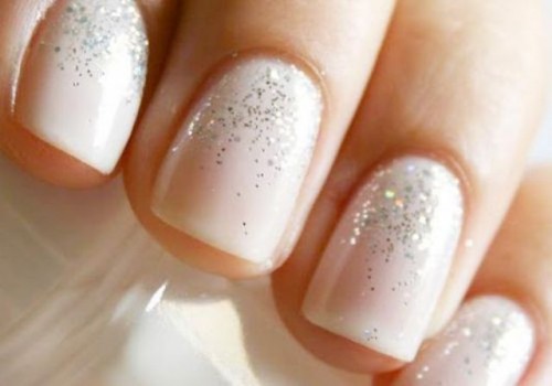 blush glitter nails with polka dots are amazing for rocking at a winter or just glam wedding