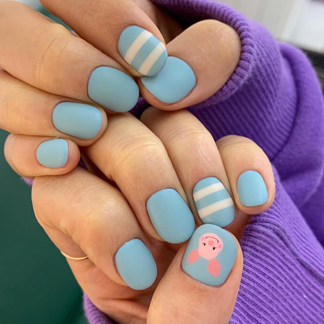 Pig Nail Art for Thumb with Blue Nails
