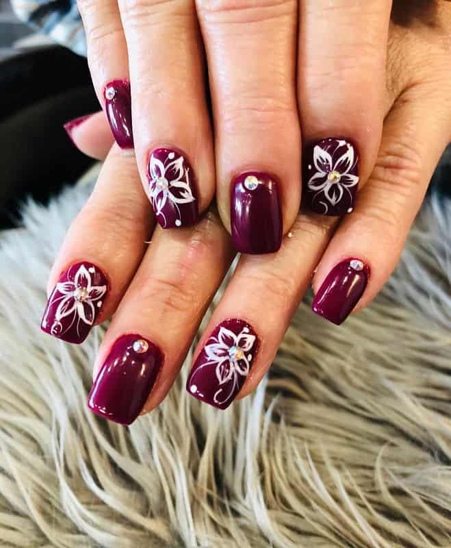 burgundy nail design for wedding