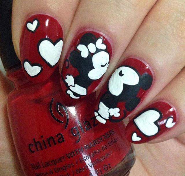 Kissing Micky Minnie Valentine Nail Art In Maroon, Black, White Oval Nails