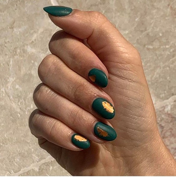 classy nail art for short nails