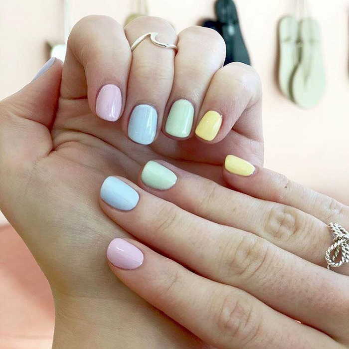 Cute Summer Nail Art to Swoon Over pastel nails