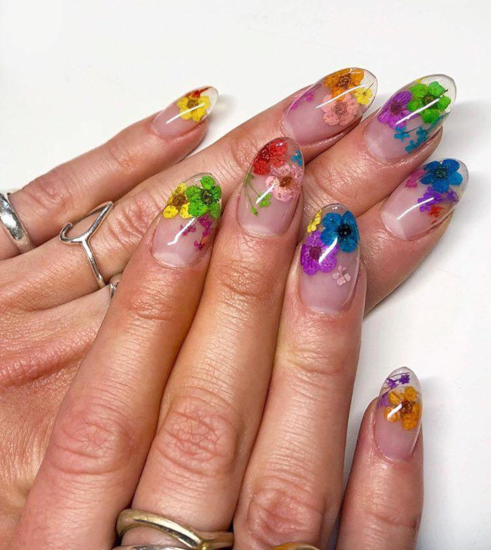 Summer Nail Ideas floral nails