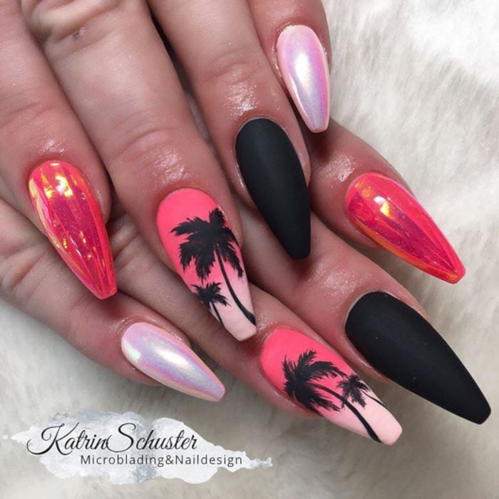 Fun Vacation Themed Nail Ideas 