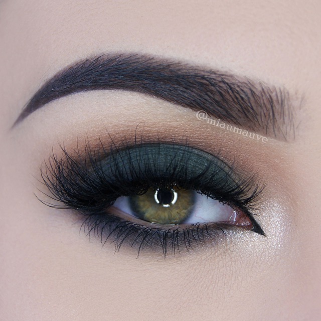 Green smokey eye