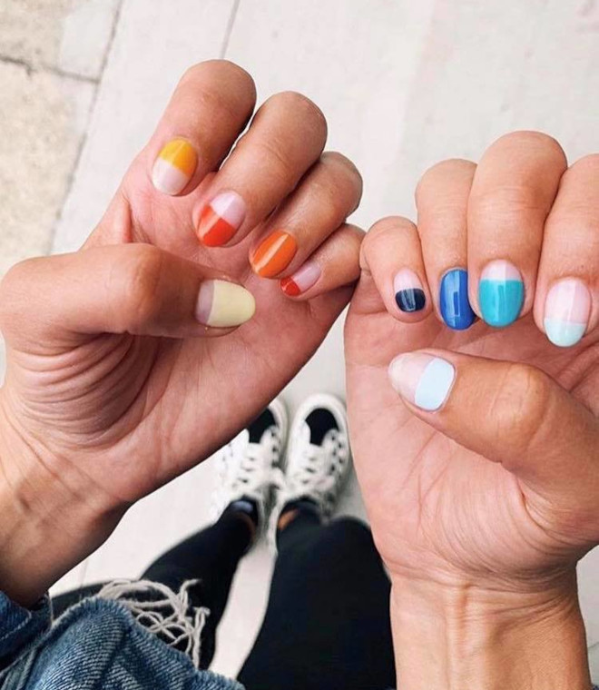 half-dip nails are the new way to do french manicure