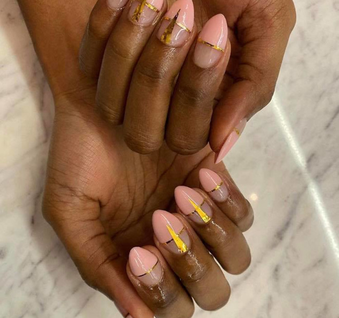 half-dip nails are the new way to do french manicure