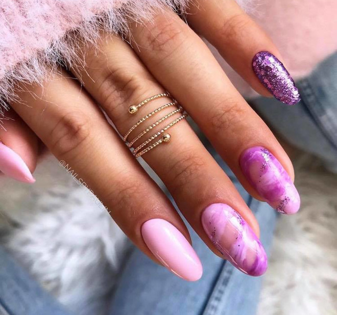 it seems that everyone is obsessed with pink nails