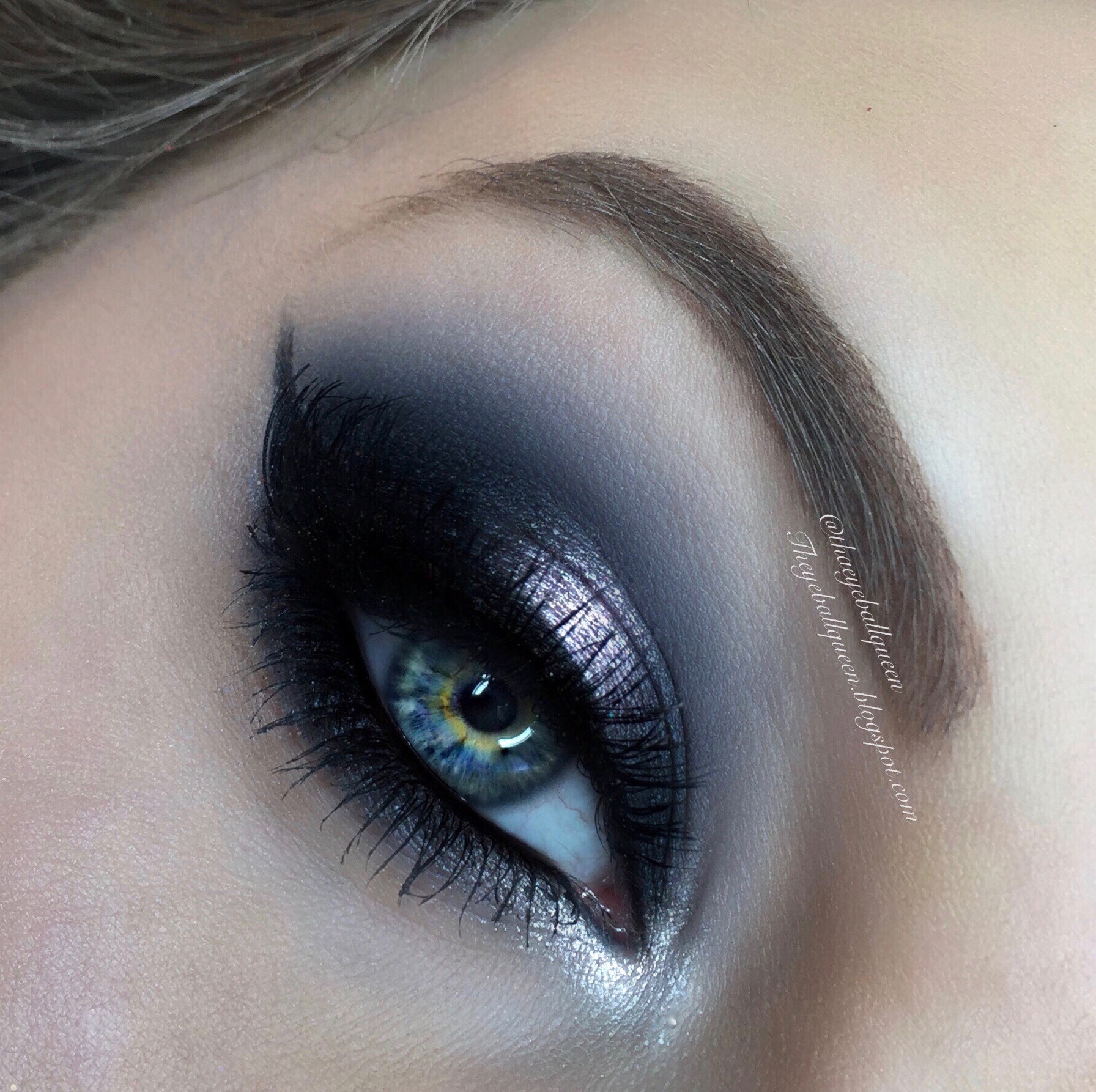 Deep blue and steel silver smoky eye