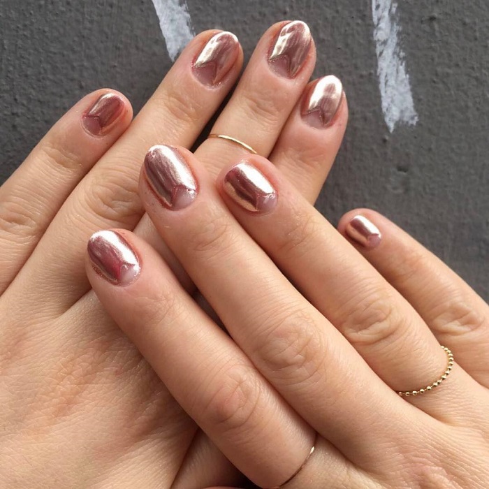 Metallic-Nail-Art-To-Shine-All-The-Way-rose gold 