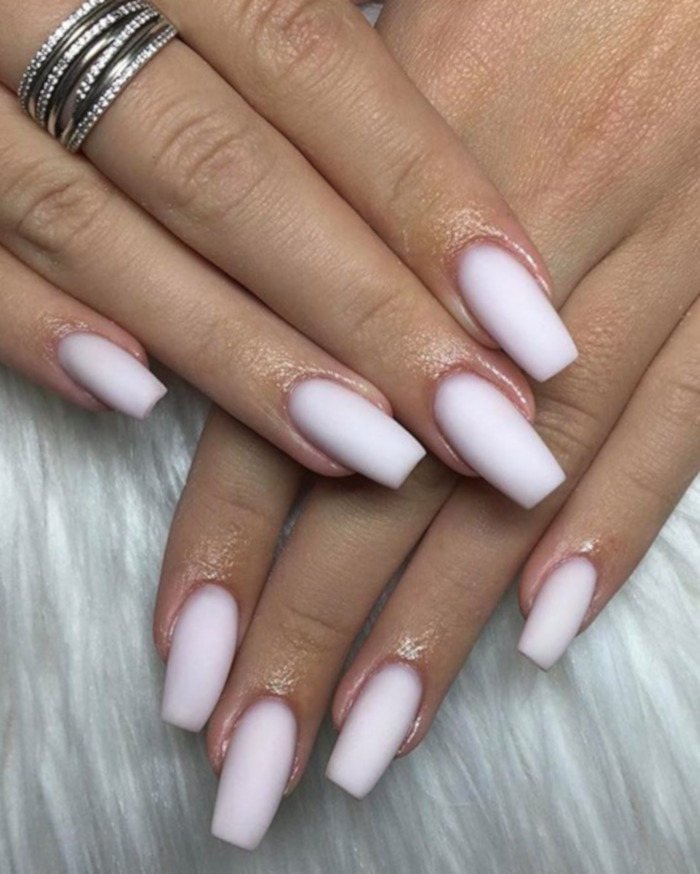 milky nails trend