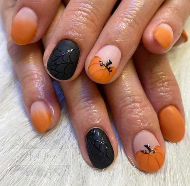 spook-tacular halloween nail designs