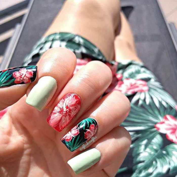 Summer Mood Tropical Nail Designs floral nails