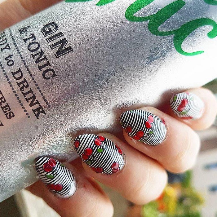 The Fruit-Themed Manicure is the Ultimate Summer Nail Trend Cherry nails