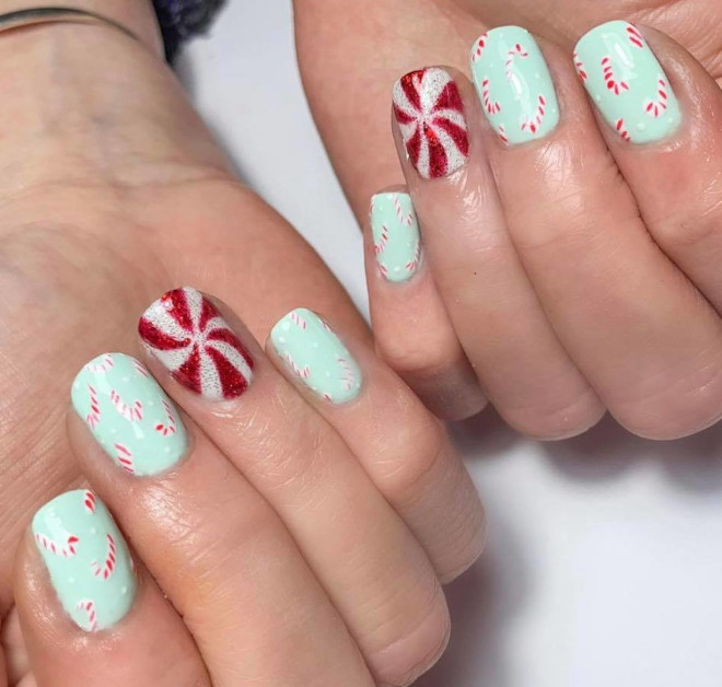 christmas nails