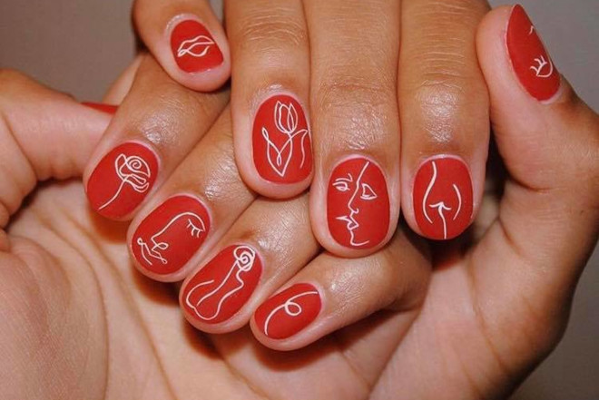 mismatched manicure is trending mismatched nails