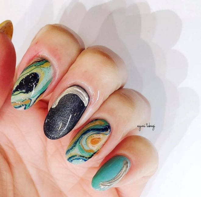 marble nails for winter