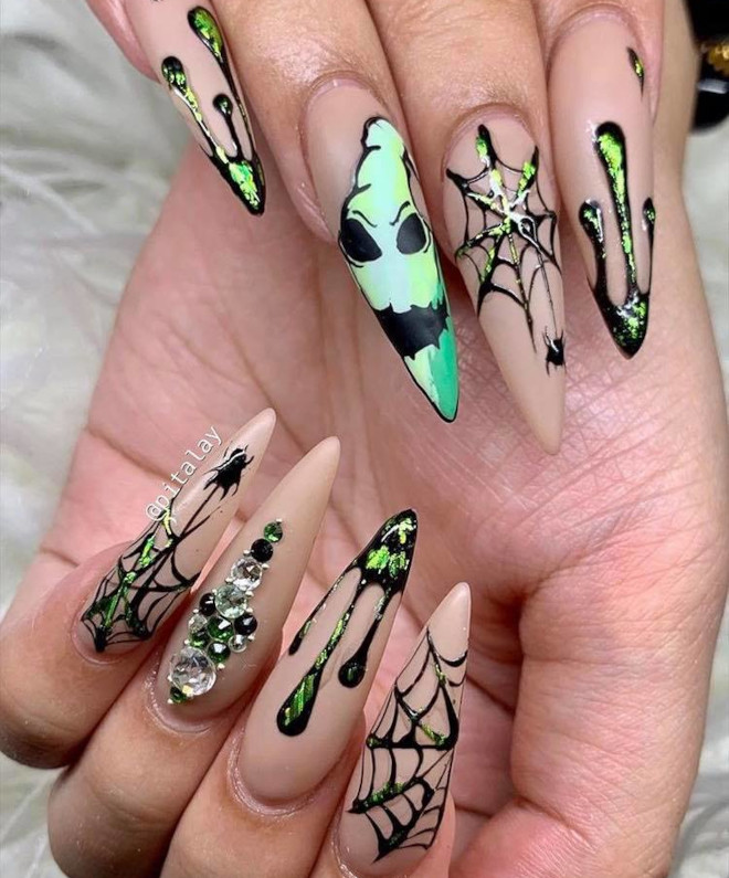 halloween nail designs